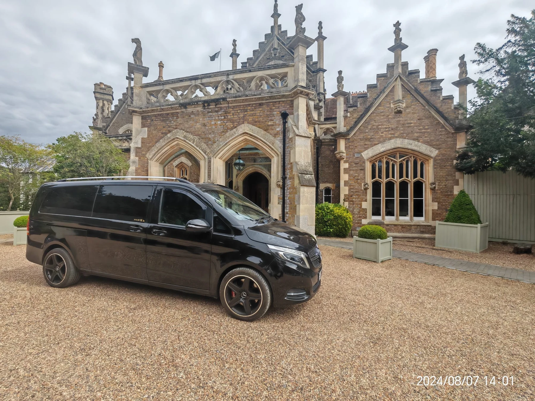 Granvio Mercedes-Benz vehicle